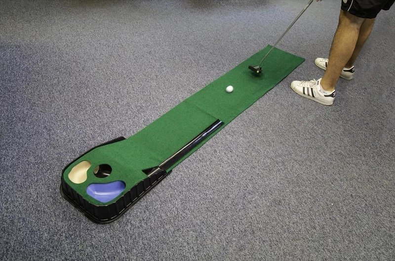 Longridge Putt N Hazzard Tappeto da Putting 35x200cm