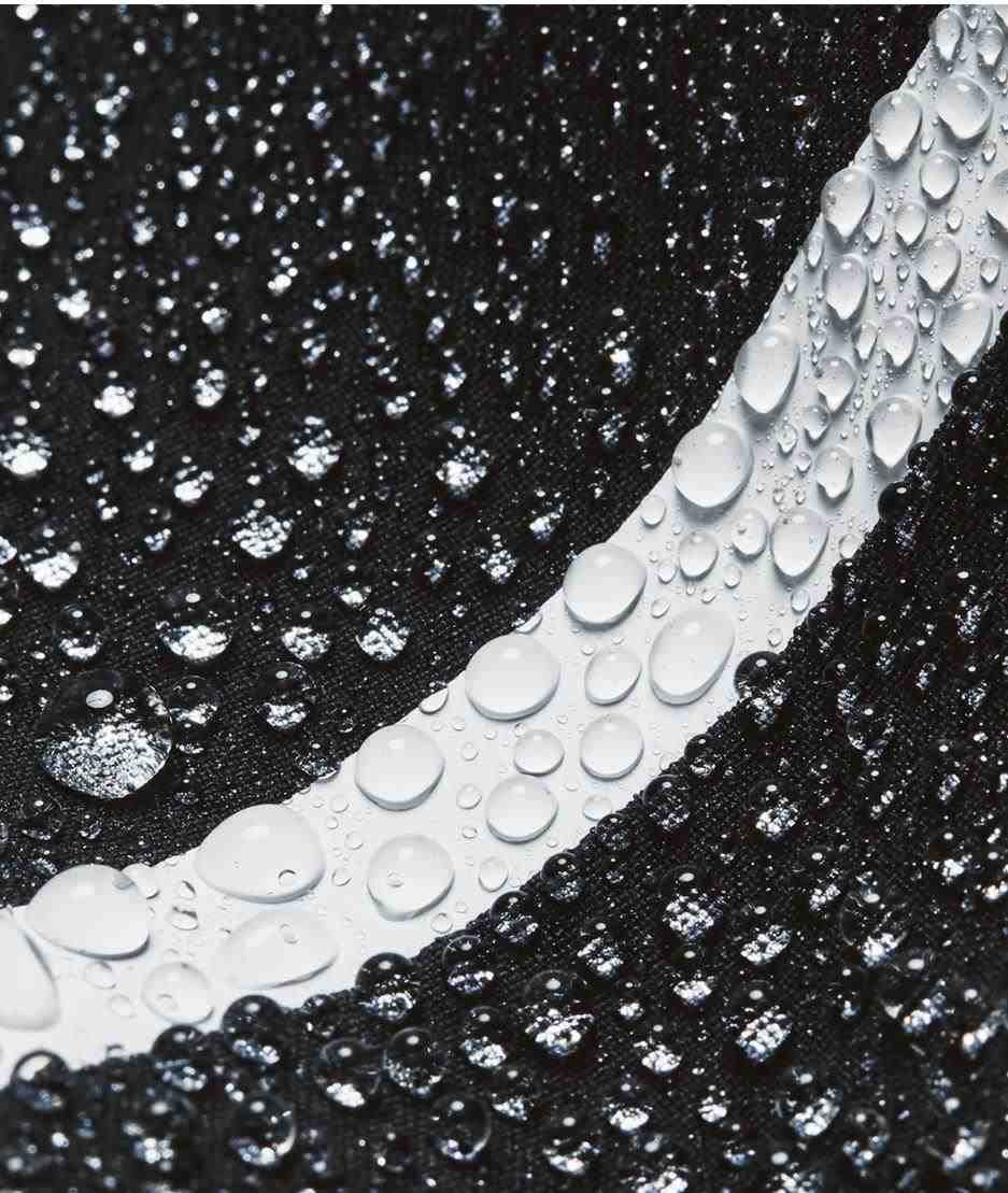 Under Armour Stormproof Cloudstrike giacca da uomo, nero/bianco
