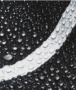 Under Armour Stormproof Cloudstrike giacca da uomo, nero/bianco