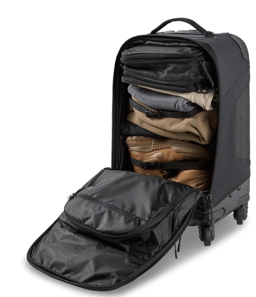 Ogio Renegade 22" 4-Wheel Travel Bag 33L borsa da golf, nero
