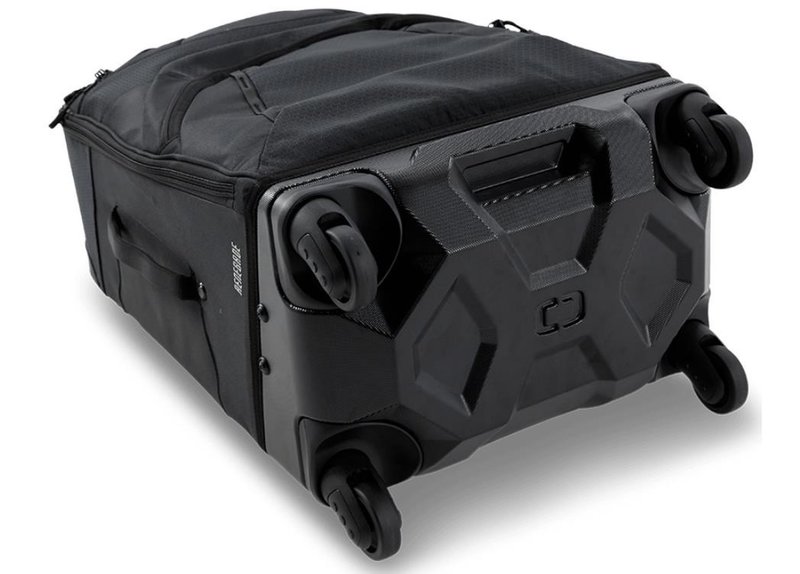 Ogio Renegade 22" 4-Wheel Travel Bag 33L borsa da golf, nero