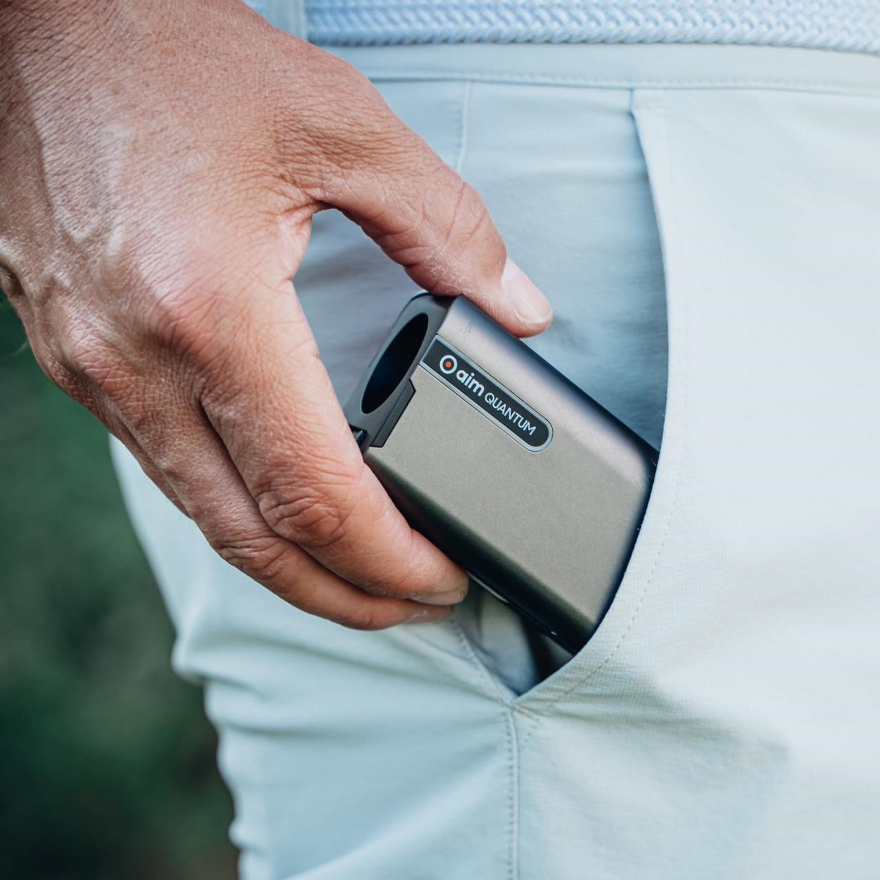 Golf Buddy aim QUANTUM telemetro laser