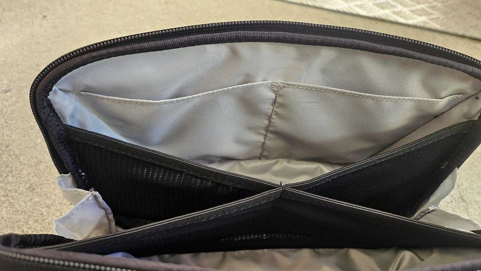 Callaway Clubhouse travel kit bag