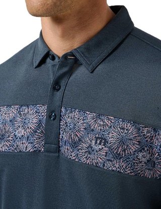 Travis Mathew Good Good Acropolis polo da uomo, mood indigo/vintage indigo