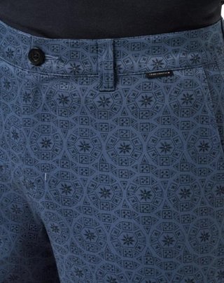 Travis Mathew Beyond the limits pantaloncini da uomo, mood indigo/vintage indigo