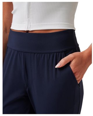 Travis Mathew Moveknit Resilience pantaloni da donna, navy blazer