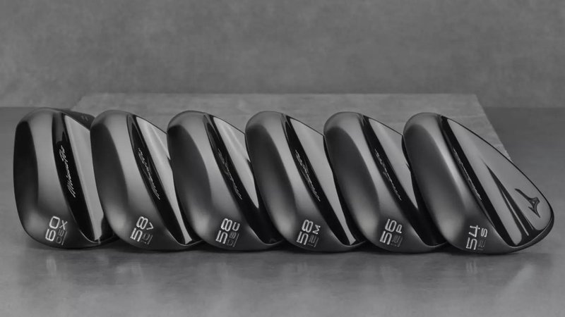 Mizuno Pro T-1 Black Ion wedge, acciaio