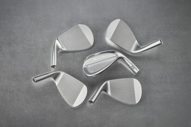 Mizuno Pro T-3 Soft White Satin wedge, acciaio