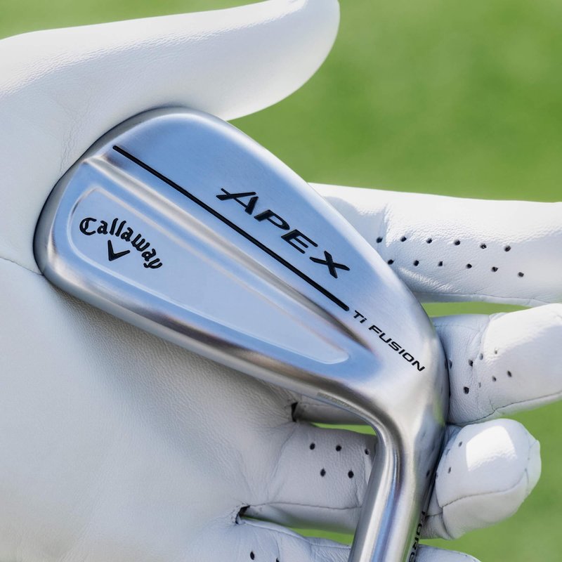 Callaway Apex Ti Fusion 250 Plated ferri da uomo, grafite