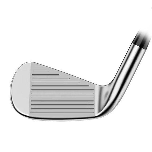 Ferri da golf con shaft in acciaio visti dalla suola
