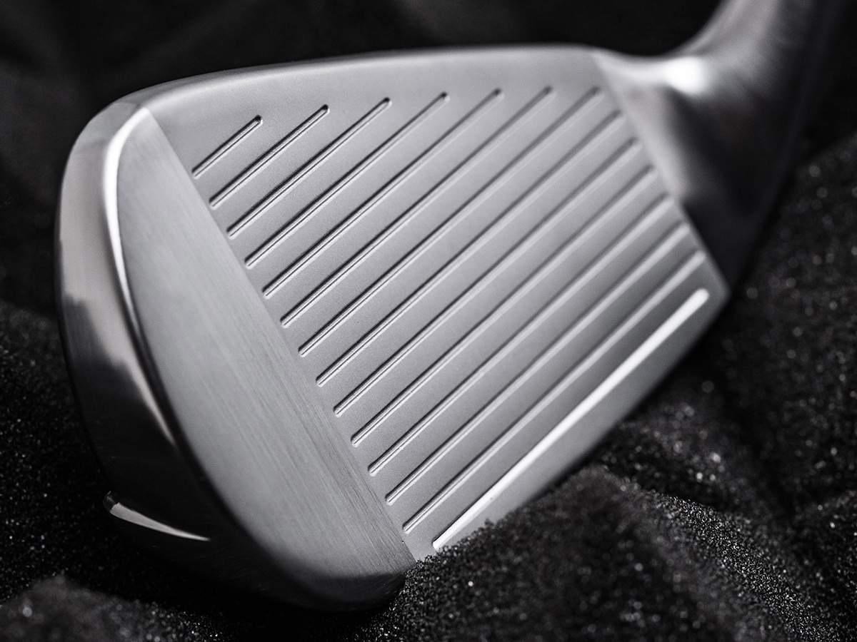 TaylorMade Qi Max HL ferri da donna, grafite