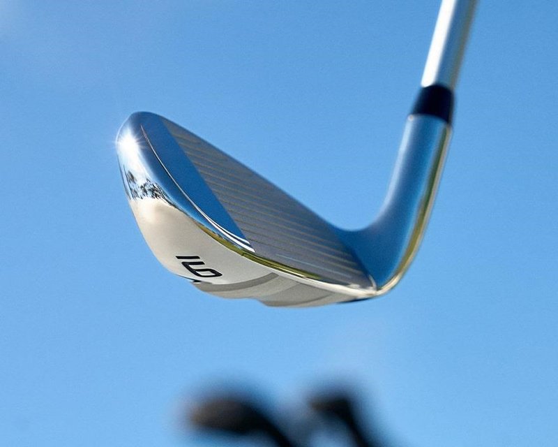 Cobra BAFFLER Black Silver ferri da golf, grafite