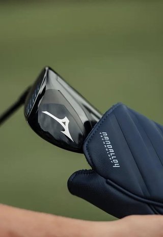 Mizuno JPX ONE driver