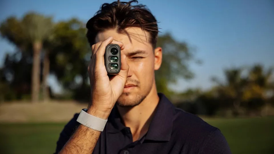 Canon PowerShot GOLF - ottiche eccezionali e mirino elettronico chiaro