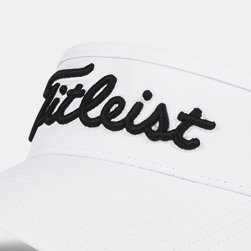 Scritta con effetto ombra sulla visiera Titleist Tour Performance