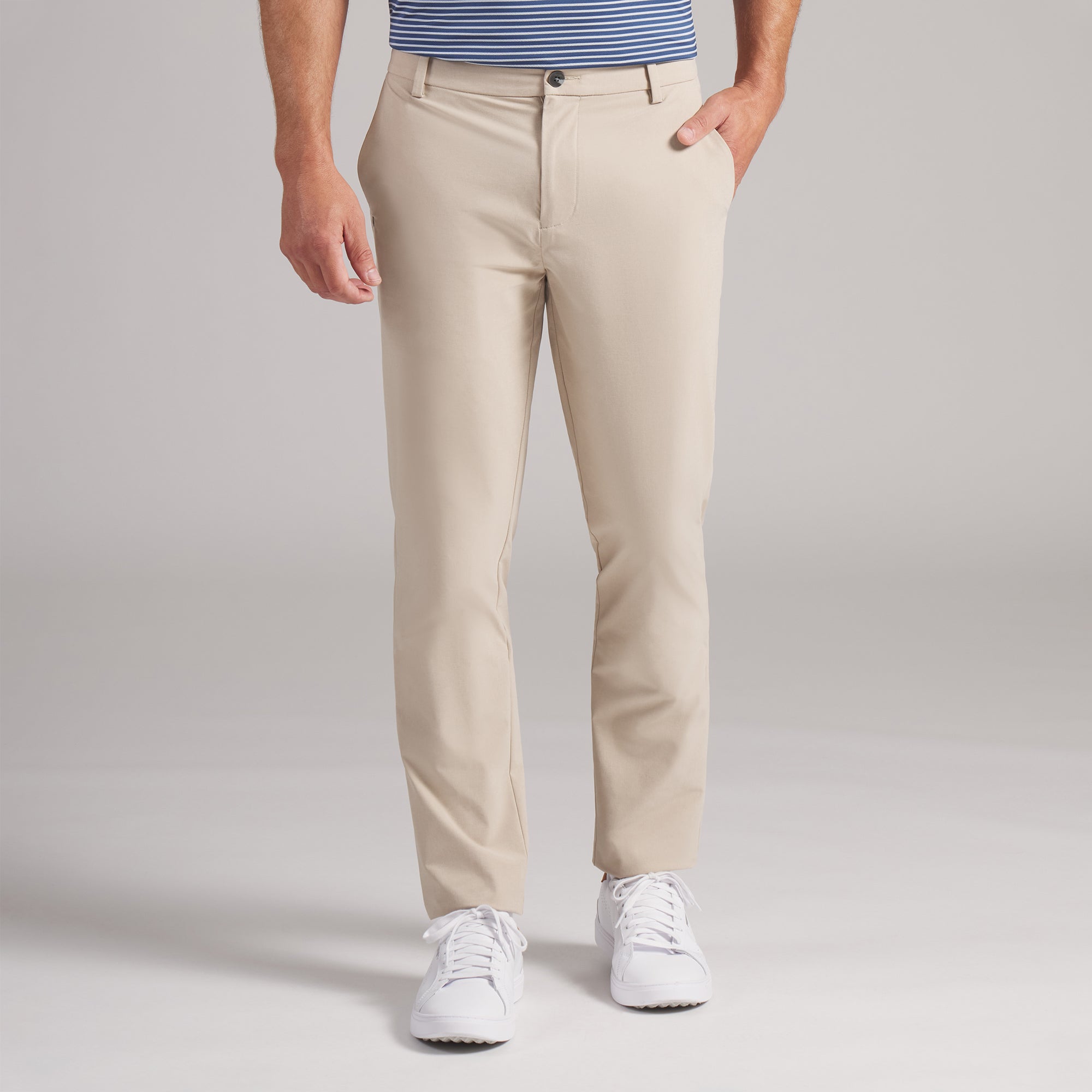 Pantaloni da golf Puma 101 Avant Birch – vista frontale sul modello