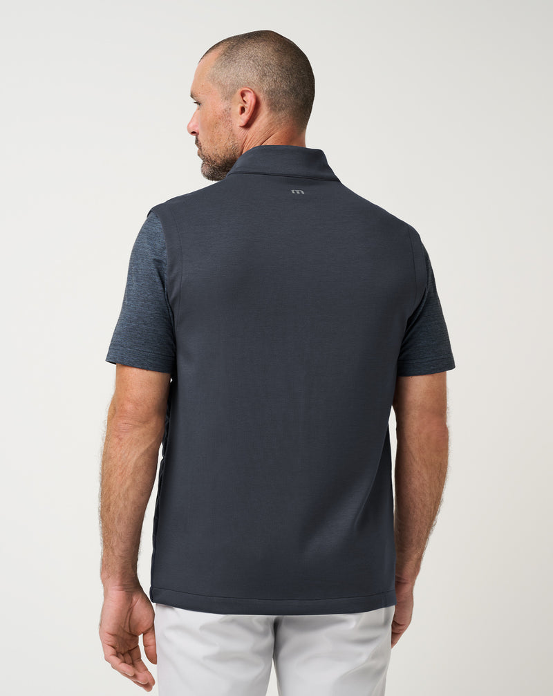 Gilet Travis Mathew Point Of Sail – dettaglio pannello frontale trapuntato in polyfill